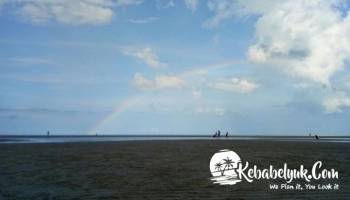 Pantai Temberan Salah Satu Pilihan Wisatawan di Akhir Pekan